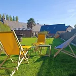 Mont Des Herbus Obione Dans La Baie Du Mont Saint Michel, Petit Village Calme 別荘 *